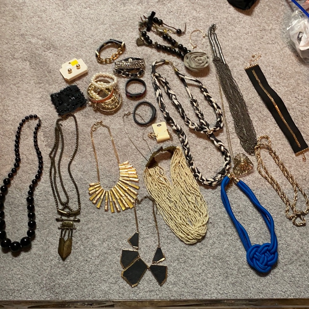 Jewelry lot